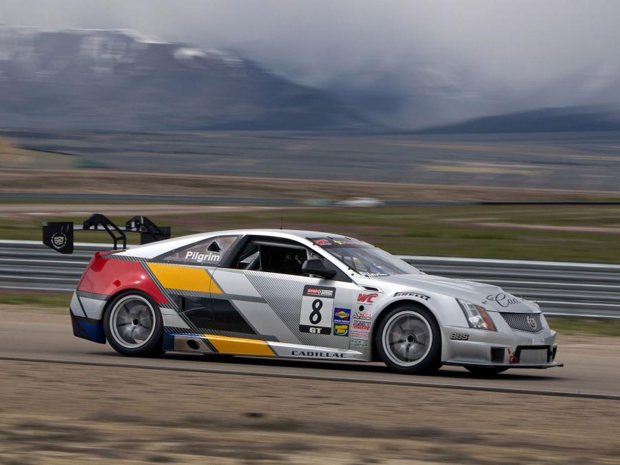 Cadillac CTS-V Coupe Race Car 2011 года  (фото 31 из 46)